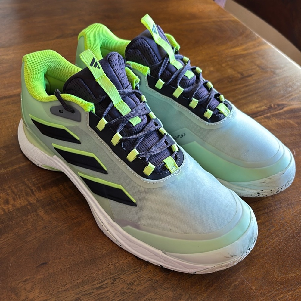 Adidas AvaCourt 2 Tennis Shoes women’s size 11